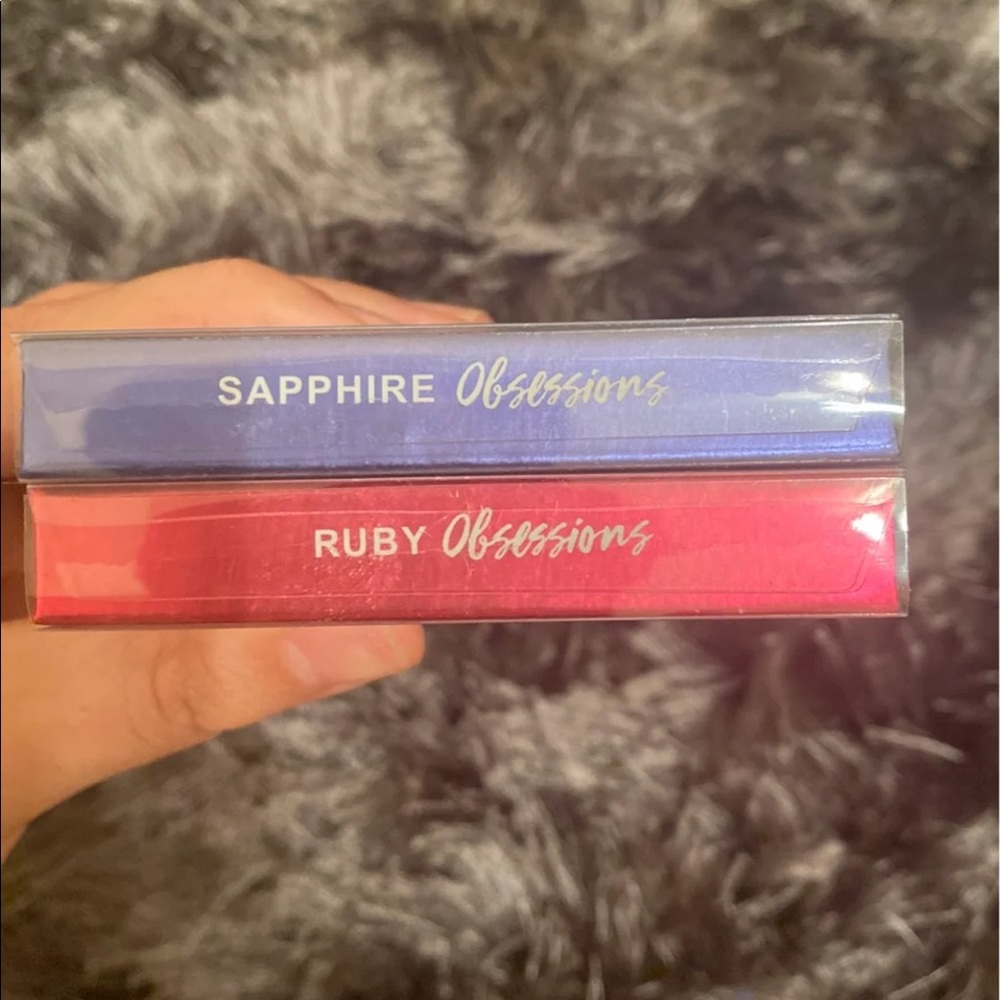 Huda beauty eyeshadow